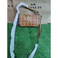 ราคา กระเป๋าโค้ชผู้หญิง กระเป๋าสะพายพาดลำตัว ขนาด9นิ้ว มาใหม่งานดี มีลายสีให้เลือก งานตรงปก 100 รูปถ่ายจากสินค้าจริง พร้อมส่ง (12839913752)