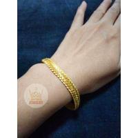 ราคา กำไลข้อมือเลส หนัก 2 บาท ใส่ได้2ด้าน เลสข้อมือ ข้อมือเลส เคลือบแก้ว ตะขอมีตราปั้ม ไม่ดำ ไม่คัน ใส่อาบน้ำได้ ทองปลอม ทองชุบ เลส ข้อมือ (14658102663)