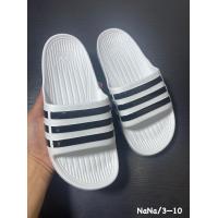 ราคา รองเท้าอดิดาส Duramo Slide size 3 10UK แบบสวม เบา สบาย ใส่นุ่ม รองเท้าแตะ แบบสวม (14469377990)
