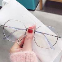 ราคา แว่นสายตา แว่นสายตาสั้น เลนส์ใส แว่นตากรองแสง แว่นตากรองแสงสีฟ้า เลนส์กรองแสงโทรศัพท์ คอมพิวเตอร์ ทรง Square ดีไซน์ทันสมัย มีน้ำหนักเบา (15867950093)