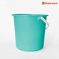 ราคา Srithai Superware ถังใส่น้ำพลาสติก ถังน้ำพลาสติกมีหูหิ้ว ทรงกลม ขนาด 15 2 ลิตร 4 แกลลอน รุ่น M 33 (16094266547)