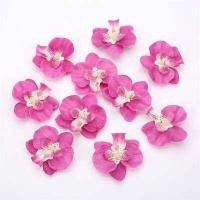 ราคา 30 ดอกกล้วยไม้เทียมหัวกล้วยไม้ปลอมกล้วยไม้ปลอมสำหรับการตก แต่งงาน แต่งงาน แต่งงานชุดหูฟังตก แต่ง ที่มีคลิปของขวัญงานฝีมือ (12880380375)