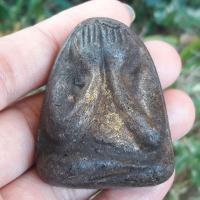 ราคา พระเครื่อง พระปิดตาหลวงปู่เอี่ยม วัดหนัง เนื้อผงคลุกรัก (12759670125)