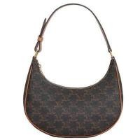 ราคา สินค้ามาใหม่ กระเป๋าสะพาย กระเป๋าแบบลิซ่า สายหนัง สวยมาก รุ่นนี้ฮิตมาก มีให้เลือก 2 สี สีดำ สีครีม ซิปทอง สวยหรู (11481425713)