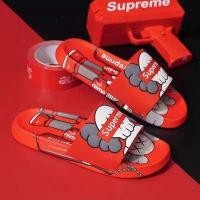 ราคา รองเท้าแตะ supreme สุดฮิตรองเท้าแตะสวมสไตล์ซูพรีม แบนด์แฟชั่น ใส่ได้ทั้งผู้ชายผู้หญิงเลยนะ สาวกsuprem 2266A 2 (11063615592)