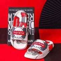 ราคา รองเท้าแตะ supreme สุดฮิตรองเท้าแตะสวมสไตล์ซูพรีม แบนด์แฟชั่น ใส่ได้ทั้งผู้ชายผู้หญิงเลยนะ สาวกsuprem 2266A 2 (11063615596)