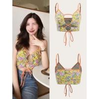 ราคา พร้อมส่งจากไทย เสื้อท็อปแหวกอกแซ่บๆ ลากดอกไม้ สวยจึ้ง (16383981547)