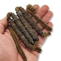 ราคา ตะกรุดคาดเอว4ดอก ยุคต้น หลวงพ่อมุ่ย ยุคหลวงพ่อ พร้อมเชือกเก่าๆคาดเอว อานุภาพคุ้มครองดูแลป้องกันภัยบูชาแล้วแคล้วคลาดจากภยันอันตราย (16113863429)