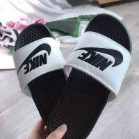 ราคา รองเท้าแตะผู้ชาย Nike รองเท้าแตะผู้หญิง รองเท้าผ้าใบในร่มกันลื่น รองเท้าแตะทุกเพศ (7412725359)