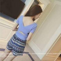 ราคา UN SHOP เสื้อครอปแขนสั้นไหมพรม คอวี เปิดหลัง ทรงรัดรูป สไตส์เกาหลี (4160438508)