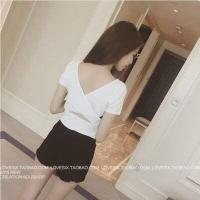 ราคา UN SHOP เสื้อครอปแขนสั้นไหมพรม คอวี เปิดหลัง ทรงรัดรูป สไตส์เกาหลี (4160438509)