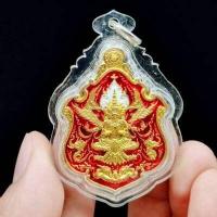 ราคา พญาครุฑ หลวงพ่อฟู วัดบางสมัคร รุ่นเจ้าสัวเวนไตย เนื้อกะไหล่ทองลงยางดงาม เลี่ยมกรอบกันน้ำอย่างดี หลวงปู่ปลุกเสกให้เป็นมหาอำนาจ (12184624959)