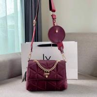 ราคา LYN กระเป๋าลินน์ Outlet คลอใหม่ล่าสุด รุ่นยอดฮิต (12718927938)