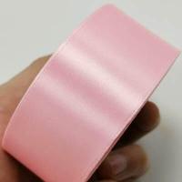 ราคา ริบบิ้นผ้า ริบบิ้นผ้าซาติน 1 5 นิ้ว หรือ 4 0cm ยาว 25 หลา ริบบิ้น พร้อมส่งในไทย (11548388382)