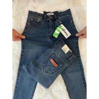 ราคา กางเกง Wrangler Lady กางเกงยีนส์ขาเดฟผ้ายืดผู้หญิง กระดุมซิป สีซีดกลาง ใส่ทำงาน ใส่เที่ยวได้เลยค่ะ (14740695079)