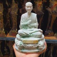 ราคา สมเด็จพระพุฒาจารย์โต หลวงพ่อโต วัดระฆัง หน้าตัก5นิ้ว สูง23ซม สีหินอ่อน พิมพ์ฐานกลม รุ่นนี้งดงามมากปลุกเสกวัดระฆัง (11804891090)