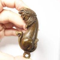 ราคา สุดยอดของขลังเมตตาค้าขาย เพชรพญาธร หรือ หัวชมด หลวงพ่อผินะ วัดสนมลาว เก่าสวยครับ (9476911886)