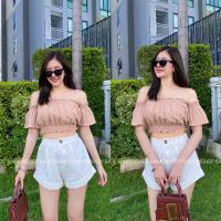 ราคา fabricsp เสื้อครอปปาดไหล่ เสื้อปาดไหล่ดีเทลแต่งสม็อค เสื้อปาดไหล่แขนสั้น น่ารักมากกก แฟชั่นผู้หญิง แฟชั่นเกาหลี ครอป (15827691447)