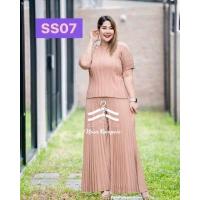 ราคา Jubbie Chrissie ชุดเซ็ทพลีทสีพื้น เสื้อพลีทแขนเลยกับกางเกงพลีทขายาว Freesize (12634353454)