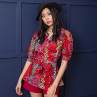 ราคา WINAWA NASHA WRAP BLOUSE African Wrap Style Blouse เสื้อคอวี เสื้อสไตล์กิโมโน เสื้อผูกโบว์ที่เอว เสื้อ ทรงป้าย เสื้อแขนตุ๊กตา เสื้อแขนสั้น เสื้อลายแอฟริกัน (16087402449)