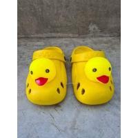 ราคา รองเท้าเด็กหัวโต รองเท้าเป็ดมีเสียง รองเท้าเด็กเล็ก รองเท้าแตะเด็ก ลายเป็ด มีเสียง ราคาถูก (15968156000)
