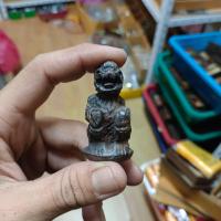 ราคา หนุมานนั่งจับเข่า ไม้แกะ ทาชาดลงรัก หลวงพ่อสุ่น วัดศาลากุน ฝังตะกรุดผ่านพิธีปลุกเสกพร้อมลงมวลสารต่างๆพร้อมบูชา (14651325601)