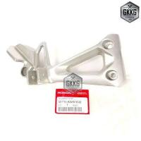 ราคา สเตย์พักเท้าหลัง ขายึดพักเท้าหลัง ข้างซ้าย ขวา แท้ศูนย์ HONDA เวฟ110 i WAVE110i 2011 2020 แท้ 100 ราคาขายต่อ 1 ข้าง (8962456061)