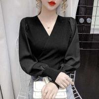 ราคา JZ fasions เสื้อผู้หญิง เสื้อไหมพรมแขนยาวไขว้หน้า พร้อมส่ง ขนาดฟรีไซส์อก 32 48 ยาว 23 นิ้ว เนื้อผ้าหนาเก็บพุงได้ดียืดได้ตามขนาดตัว (12312196107)