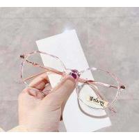 ราคา แว่นสายตายาว กรองแสงคอมและมือถือเลนส์มัติโค๊ต 50ถึง 400เลนส์มัลติโค๊ต MULTICOAT ทรงขอบหยัก กรอบพร้อมเลนส์ (18186656385)