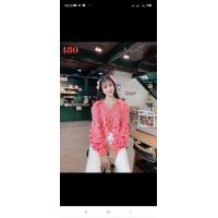 ราคา 480 เสื้อลูกไม้ฉลุ งานถัก คอปกรูปตัวV เนื้อผ้านุ่มนิ่ม ไม่คัน ใส่สบายมากก ช่วงเเขนเเละอกตัดต่อด้วยลายดอกเพิ่มความน่ารัก (16840005457)