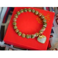 ราคา สร้อยข้อมือยูนาไคต์ หรือ หินถูกหวย ขนาด 8 มิล พร้อมจี้หัวใจหยกพม่าแท้ ร้อยด้วยเอ็นยืด หินนำโชค หินสี หินมงคล เครื่องประดับ แฟชั่น เครื่องราง หินแท้ เรียกเงิน เรียกทอง สัญลักษณ์ (16323599740)