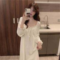 ราคา DMพร้อมส่ง ชุดนอน ชุดนอนผู้หญิง เดรสแขนยาว เดรสเด็กสไตล์เกาหลี สีขาว ผ้านุ่ม ใส่สบาย (13041798966)