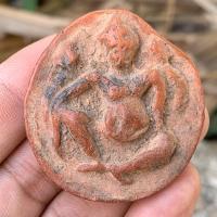 ราคา ท้าวกุเวร พระธนบดี ท้าวเวสสุวรรณ กรุเขาศรีวิชัย สุราษฎร์ธานี ปางประทานทรัพย์ นั้งพุงพลุ้ย (17134374216)