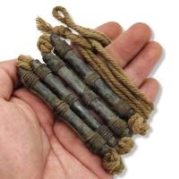 ราคา ตะกรุดคาดเอว4ดอก ยุคต้น หลวงพ่อเดิม เนื้อตะกั่วชิน จารมือทั้งแผ่น พร้อมเชือกเก่า พุทธคุณผู้ใดมีไว้บูชาแคล้วคลาดปลอดภัย ศัตรูแพ้พ่าย (16113810709)