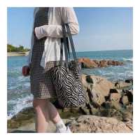 ราคา กระเป่าสะพายข้าง แฟชั่น ลายสัตว์ งานน่ารักๆ รุ่น BD0801 (9533288721)