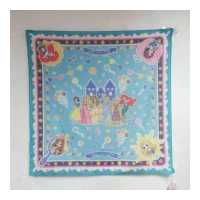 ราคา Kiss Me Doll ผ้าพันคอ ผ้าคลุมไหล่ Disney ลาย Princess Party ขนาด 100x100 cm (7643745313)