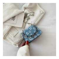 ราคา NALLCHEER กระเป๋าสะพายผญ กระเป๋า กระเป๋าสะพาย กระเป๋าสะพายข้าง mini bag ลายดอกไม้ ประณีต สายโซ่ (16369905947)