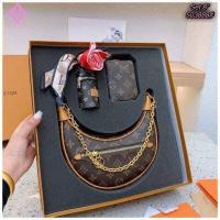 ราคา Set Box กระเป๋าหลุยส์ 3 ชิ้น ทรงโค้ง งานดี งานเก๋ พร้อมกล่อง กระเป๋าแฟชั่น กระเป๋าผู้หญิง (17109714748)