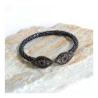 ราคา JP กำไลข้อมือหนังกระเบนแท้ Stingray bangle กำไลดวงตาเพชร ทองเหลืองชุบรมดำติดพลอยธรรมชาติ เครื่องประดับหนังแท้ ของขวัญสำหรับผู้หญิงและผู้ชาย สวมใส่ออกงาน (7495332253)