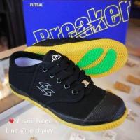 ราคา BK4 Breaker รองเท้าผ้าใบนักเรียน ฟุตซอลเบรกเกอร์ สีดำ ผูกเชือก เบอร์ 29 45 (453525411)