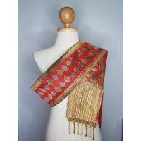 ราคา สไบลาว สีแดง ผ้าสไบ สไบขิดลาว ผ้าเบี่ยง ผ้าสไบลาวมีลูกปัด (8812373894)