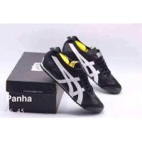 ราคา พร้อมส่ง รองเท้าผ้าใบโอนิซึกะonisukaสุดฮิต รองเท้าผ้าใบแฟชั่น รองเท้าผ้าใบผู้ชาย รองเท้าผ้าใบผู้หญิง ลดราคา (18888142727)