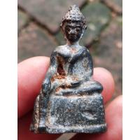 ราคา พระเชียงแสนสิงห์สาม ปางห้อยบาท เนื้อชิน หน้าตัก1นิ้ว (13043743348)