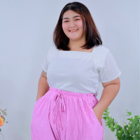 ราคา กางเกงขาสั้นเอวสูง ผ้าอัดพลีท กางเกงขาสั้นคนอ้วน 100 โล ผ้าใส่สบาย มีกระเป๋า 2 ข้าง ขาสั้นสาวอวบ ก672 กางเกงแฟชั่น ผญ ใส่ ชุดนอนเช็กซี่ ได้ (19783629299)