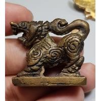 ราคา รูปหล่อสิงห์สภาพเก่ามาก ไม่ทราบเกจิที่จัดสร้างราคาแบ่งปัน (18528376075)