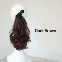 ราคา 30ซม แฮร์พีชหางม้า ผมปลอม ผู้หญิง วิกผมหยิกสั้นยางรัดผมหางม้าสำหรับสุภาพสตรีสาวสะดวกวิกผมหางม้าต่อผม แฟชั่น ผมปลอม (7462558760)