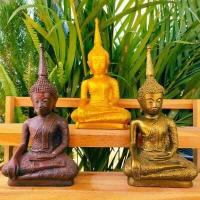 ราคา พระเชียงรุ้งศิลปะล้านช้าง ศิลปะลาวโบราณ1000ปี หน้าตัก5นิ้ว สูง25ซม ผ่านพิธีปลุกเสกแล้ว สี3สีให้เลือก สวยมาก (18216445315)