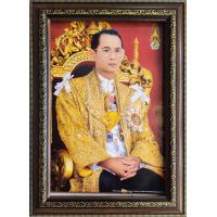 ราคา กรอบรูปกระจกมงคล ในหลวง ร 9 นั่งบัลลังล์ ชุดทองพื้นหลังแดง ขนาด33 5 46 5 cm (17641452134)