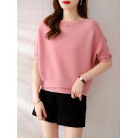 ราคา พร้อมส่ง เสื้อไหมพรม คอปาดแขนสั้น แต่งกระดุมแขน ทอลายขวาง ผ้านิ่มเก๋ๆ แขนค้างคาว (19458509784)