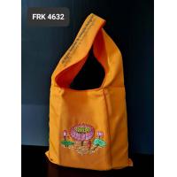 ราคา ย่าม ย่ามพระ ผ้าไหม ย่ามไหม ย่ามผ้าไหม ย่ามบวช ย่ามกิจนิมนต์ กระเป๋าพระ กระเป๋าซิป มีซับใน ถุงพระ ย่ามงานบวช ย่ามอุปสมบท ย่ามบวชพระ (21083158284)